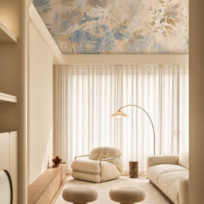 Gosammer Bloom Breeze Living Room