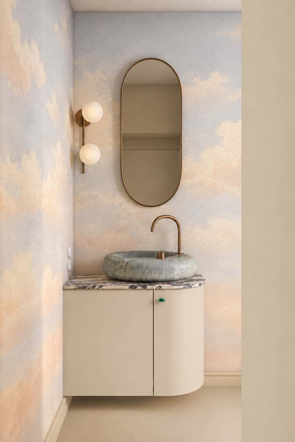 Violet Saffron bathroom