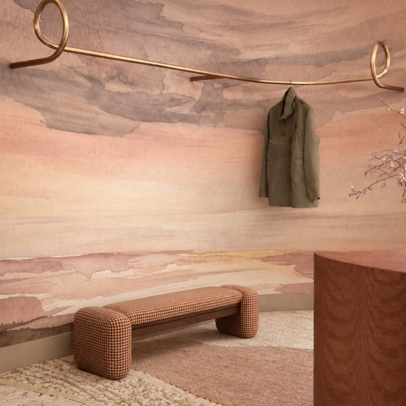 Lumine Bloom fitting room