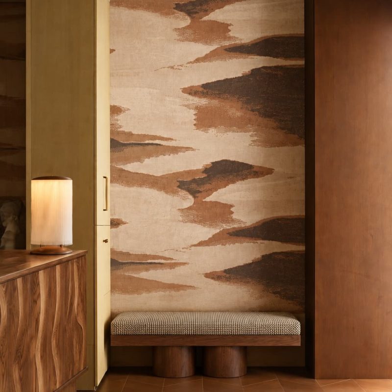 Mesa Walnut concept store